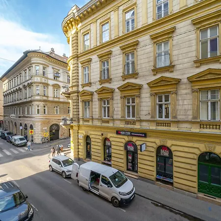 Rákóczi 2 Bedroom Stylish Apartamento Budapest