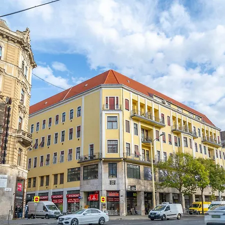 Rákóczi 2 Bedroom Stylish * Budapest