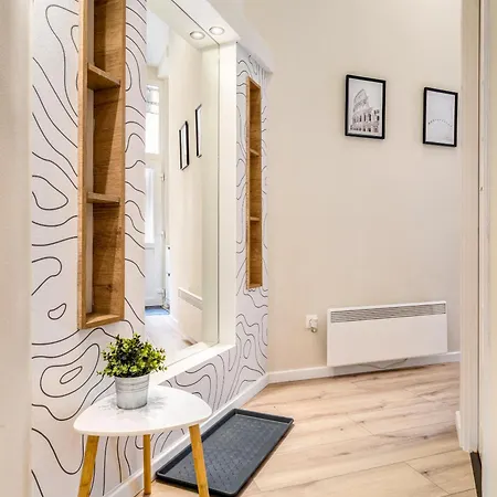 Rákóczi 2 Bedroom Stylish * Budapest