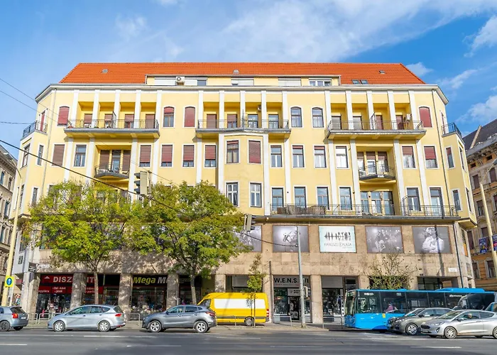 Lägenhet Rakoczi 2 Bedroom Stylish Budapest
