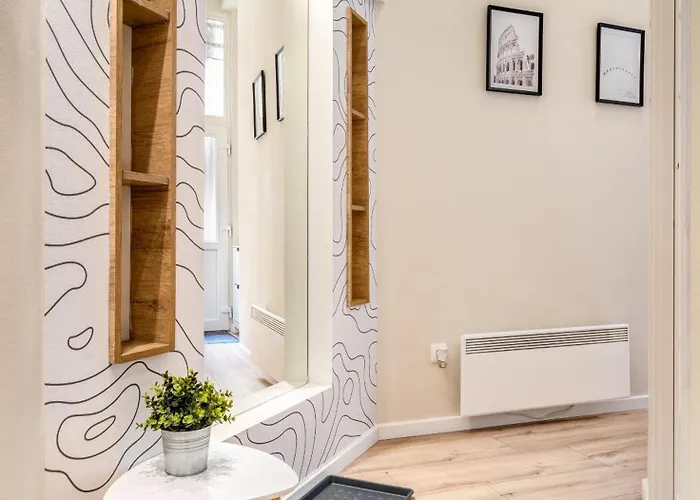 Rákóczi 2 Bedroom Stylish * Budapest