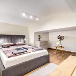 Apartamento Rákóczi 2 Bedroom Stylish *